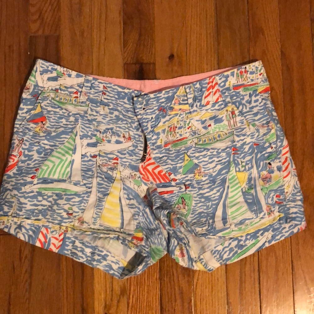 Lilly Pulitzer Callahan shorts size 8